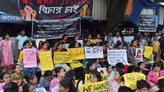 Accused Washed His Clothes After Raping, Killing Kolkata Medico To Destroy Evidence; Medical Community Rages In Protest